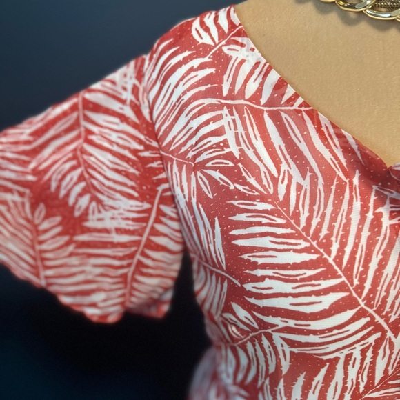 Hayden LA Orange and White Flutter Sleeve Dress S NWT - Picture 3 of 7